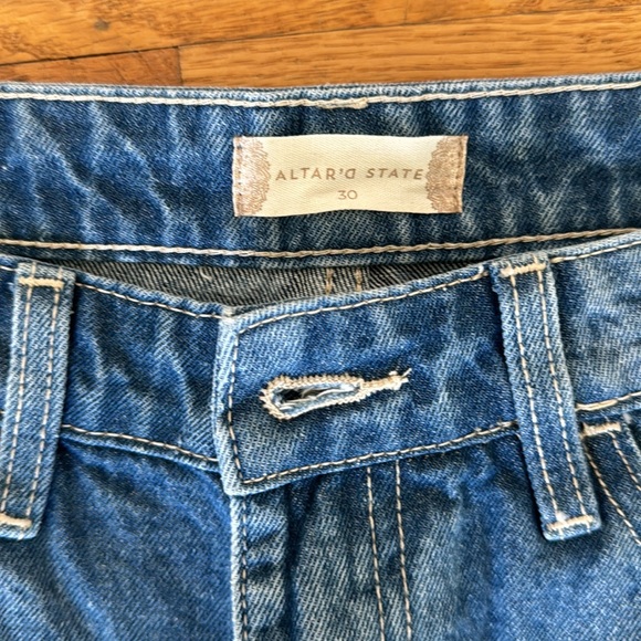 NWT Altar’d State Dark Wash Distressed Denim Jeans size 30 - Picture 3 of 6